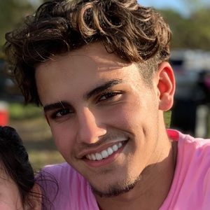 Meet your Posher, Marlon